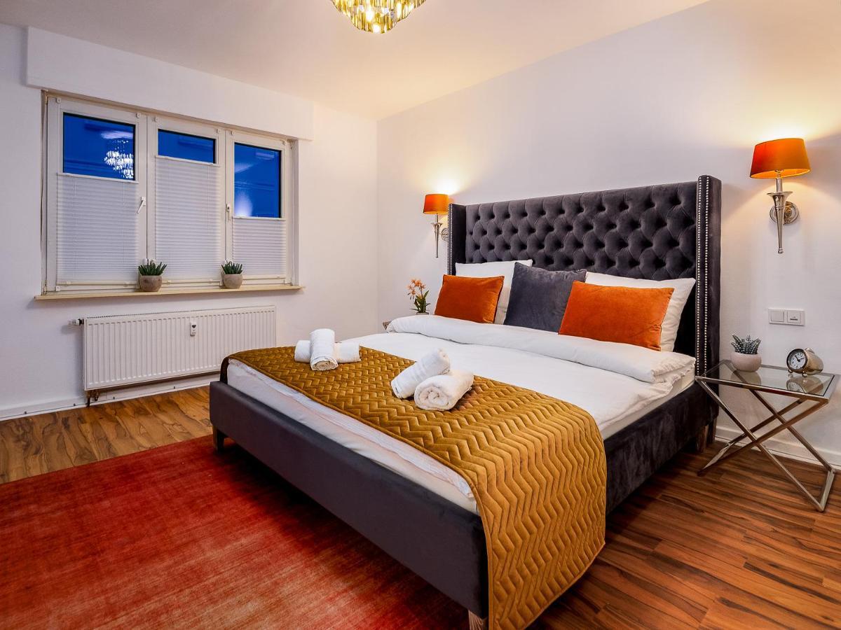 Gemuetliche & Individuelle Ferienwohnungen In Krefeld - Junik Apartments Eksteriør billede