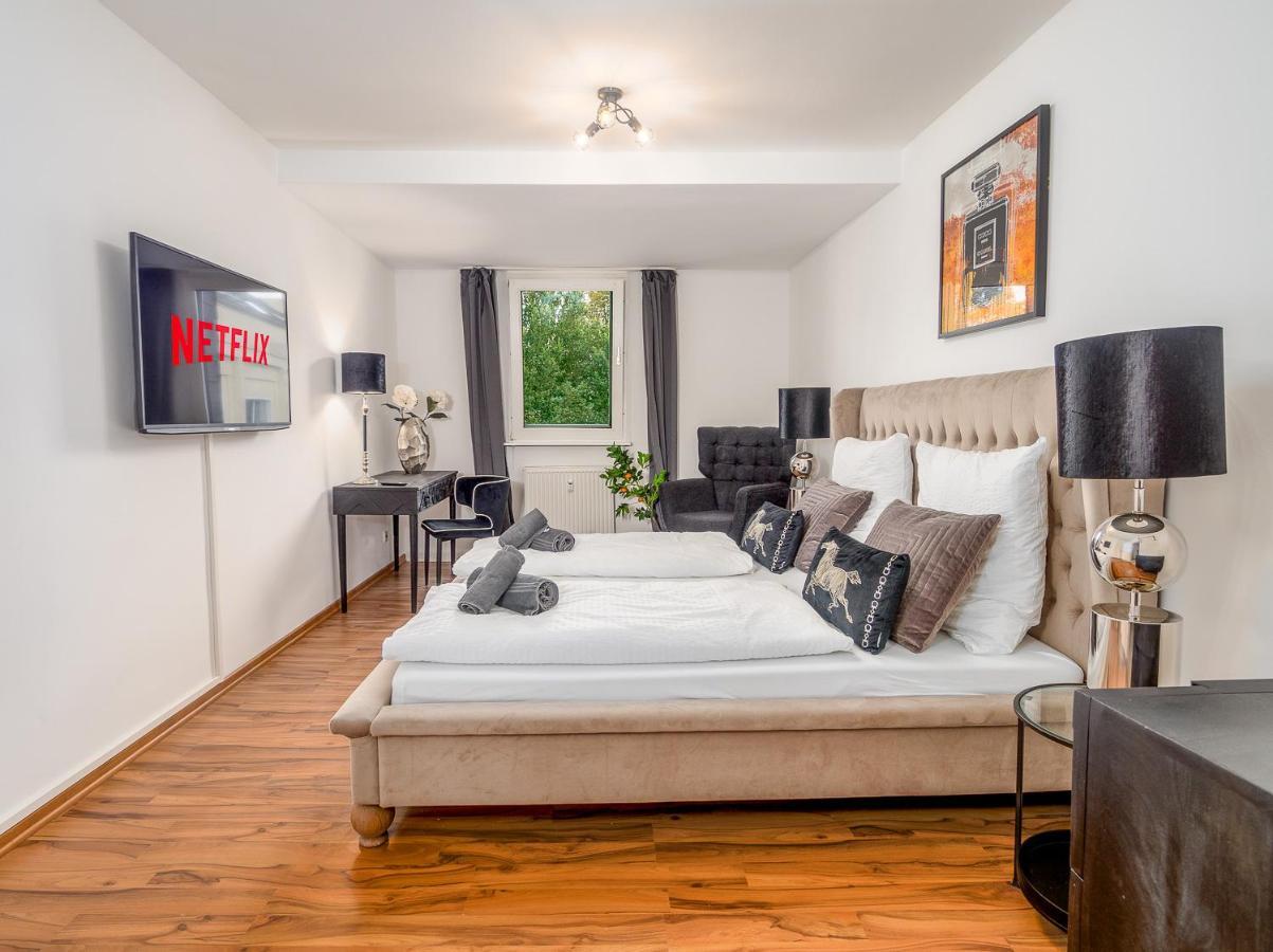 Gemuetliche & Individuelle Ferienwohnungen In Krefeld - Junik Apartments Eksteriør billede